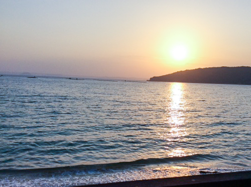 糸島の海と太陽